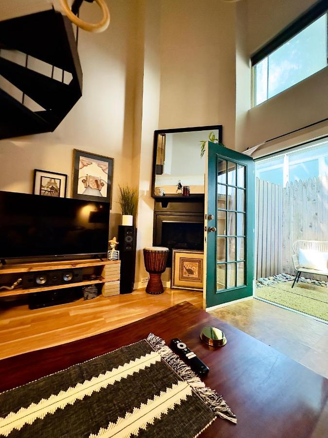 Hifi Sound & Comfort - Uptown Dallas / 2-Story Loft Exterior foto